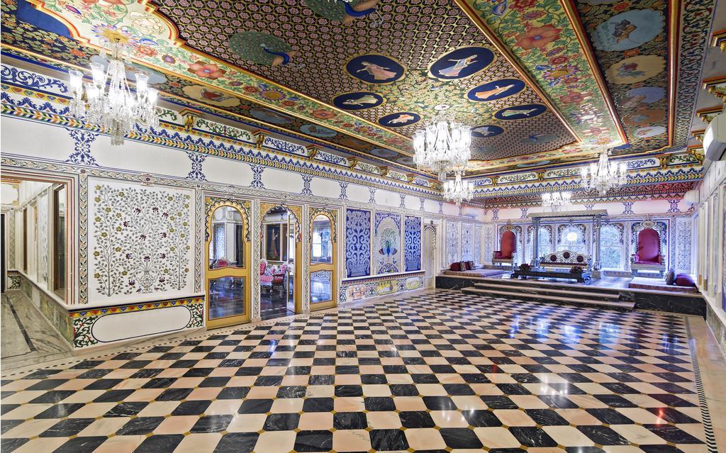 Chunda Palace Hotel Udaipur Exterior photo